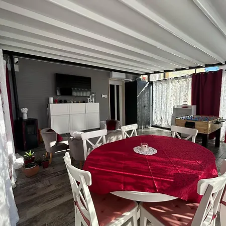 Bed & Breakfast Rosso Relativo *