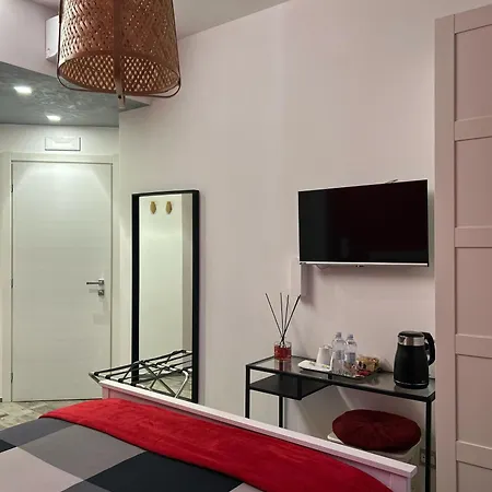 Bed & Breakfast Rosso Relativo Acilia